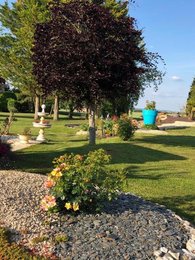 Hotel Lagalerne à Neuville-du-Poitou Extérieur photo