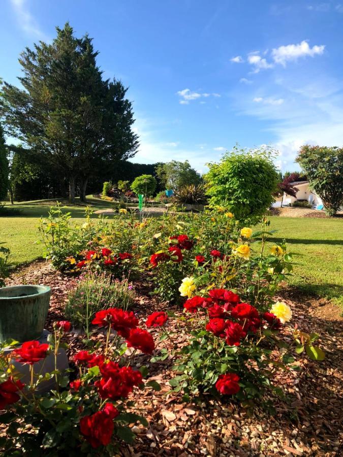 Hotel Lagalerne à Neuville-du-Poitou Extérieur photo