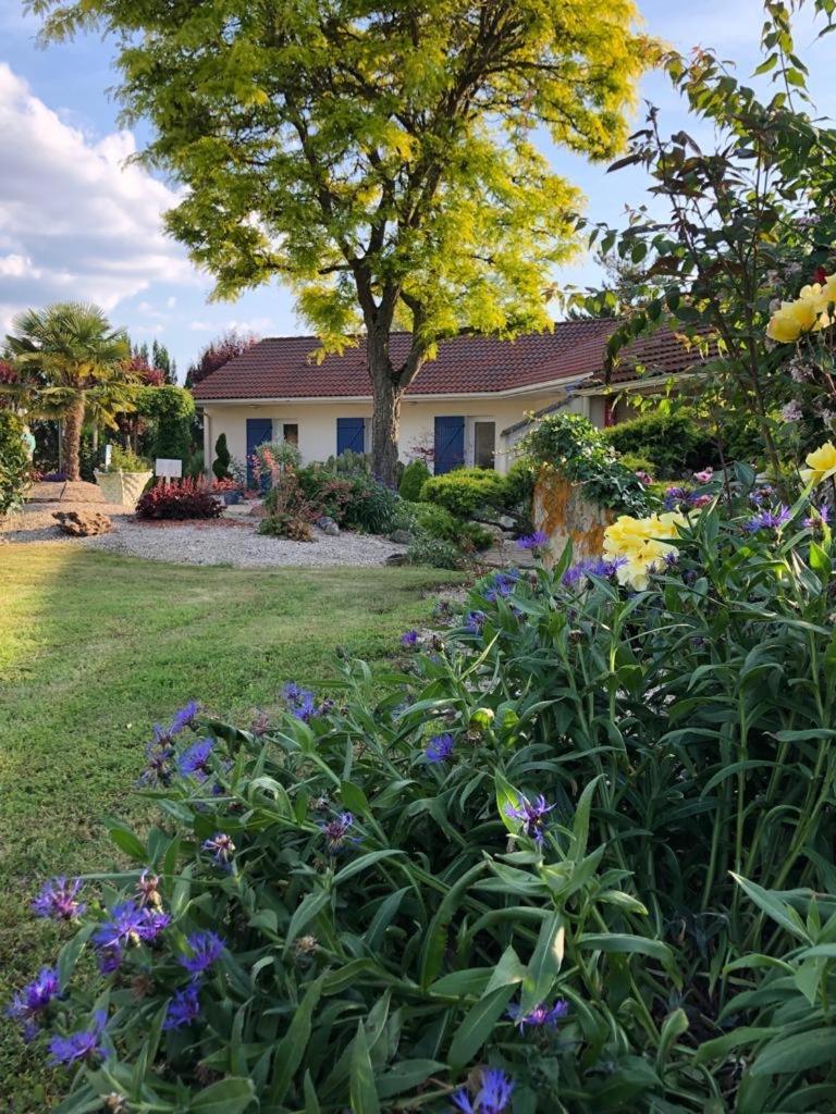 Hotel Lagalerne à Neuville-du-Poitou Extérieur photo